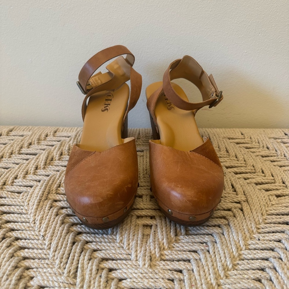 Korks chunky heel shoes